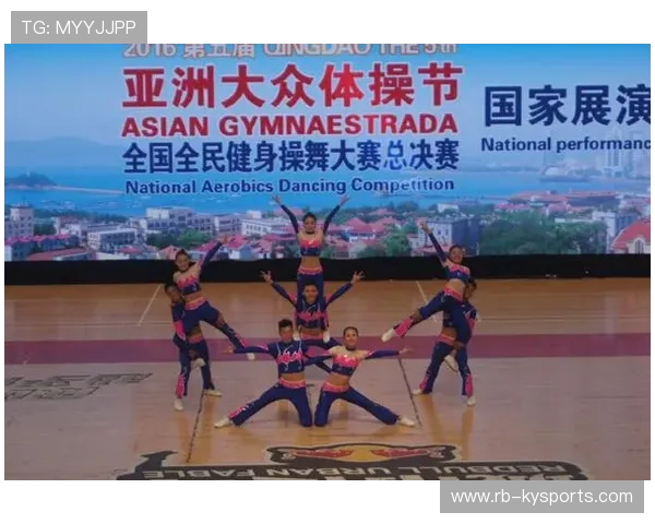 体操俱乐部与文化机构合作开展主题体操展演，体操团队